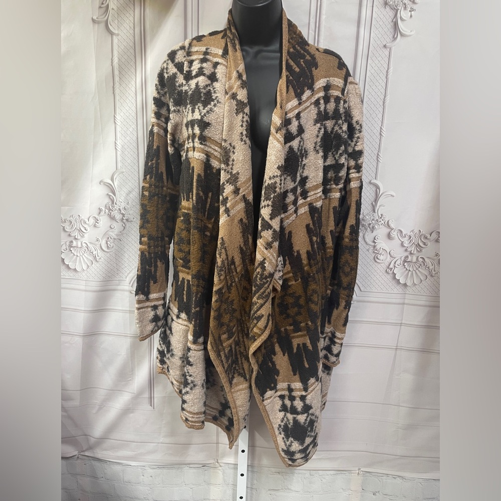 Lucky Brand Black and Tan Cardigan